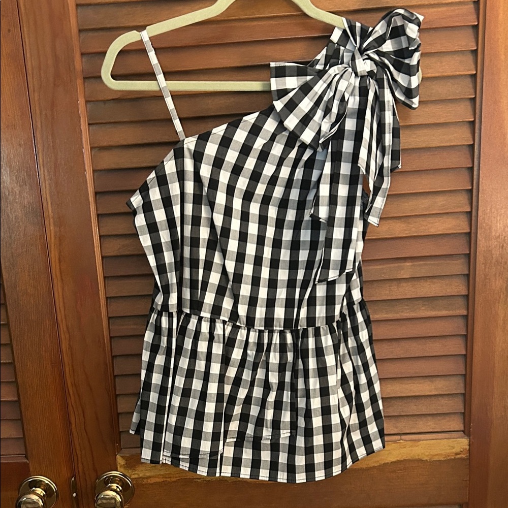 Who What Wear Black and White Gingham asymmetrical bow shoulder top NWT